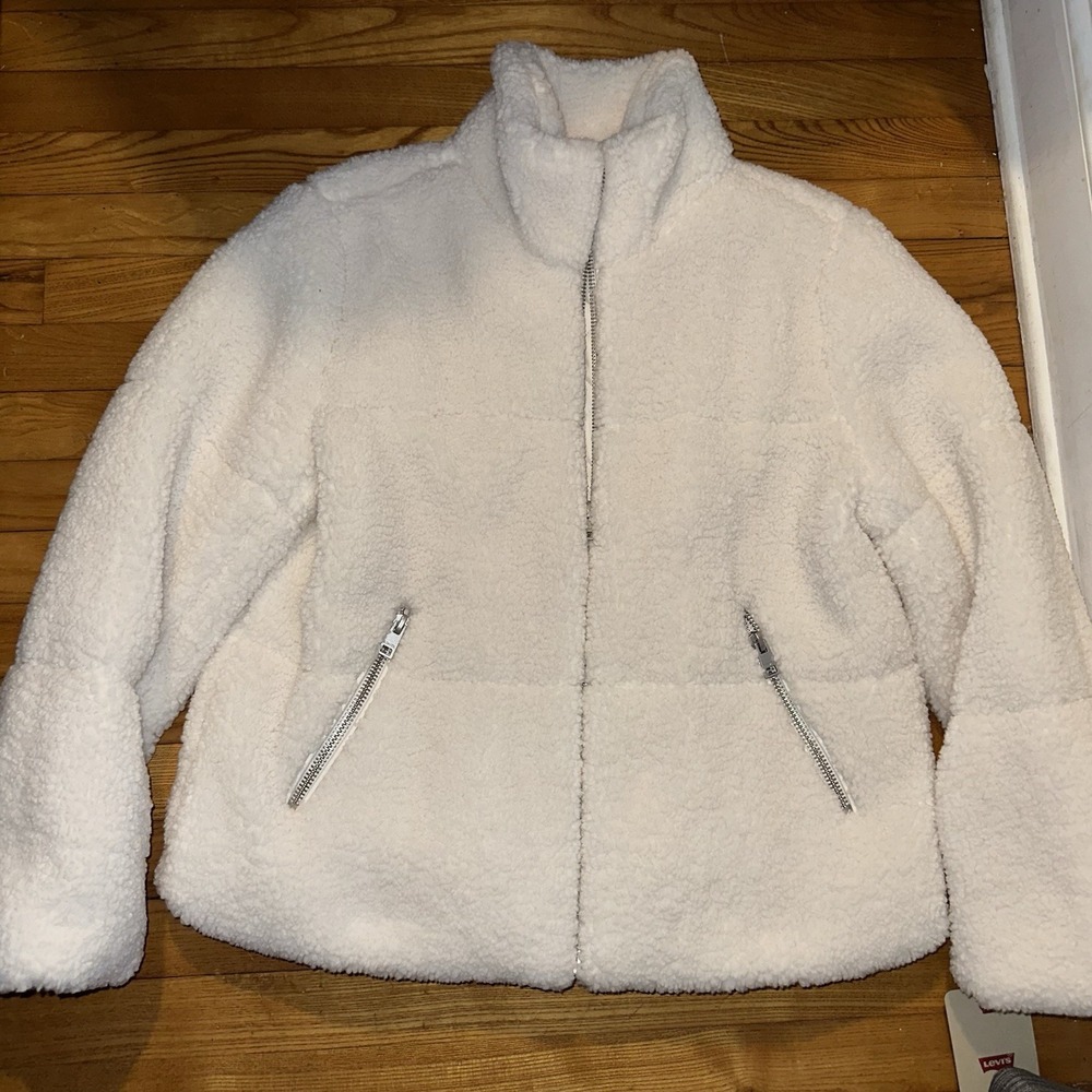 Levi's NWT Sherpa Cream Jacket Full Zip Sz XL MSRP $150